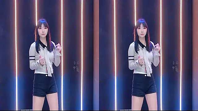 queen-001 online show from November 13, 12:26 pm