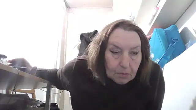 AnnaLive570 online show from April 8, 4:58 am