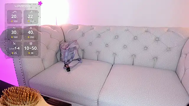 Samira hatem online show from November 13, 7:35 pm