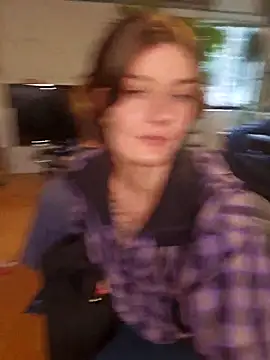 Blossom94 online show from October 9, 6:01 pm