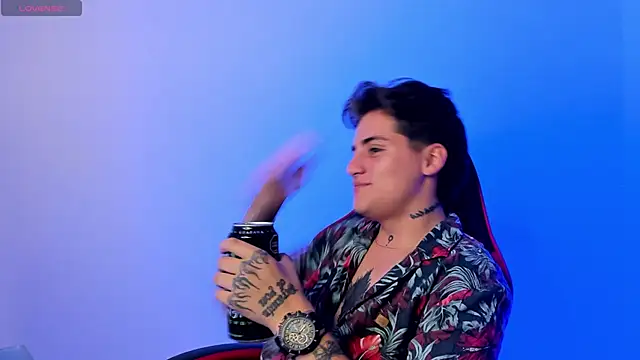 PeytonBox online show from September 13, 1:41 pm