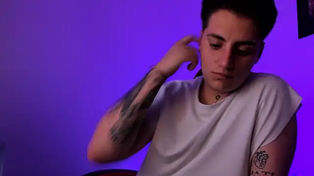 PeytonBox online show from September 29, 11:37 am