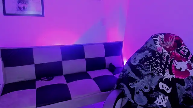 GwenHazel online show from September 17, 11:52 am