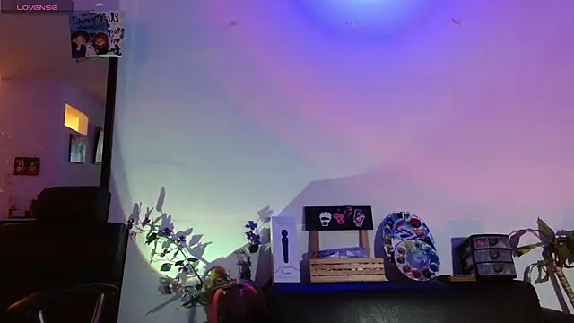 Snapshot of carolinerue chatting on September 17, 8:34 am carolinerue online show from September 17, 8:34 am