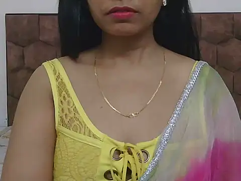 MISS SOMIYA online show from March 25, 7:28 pm