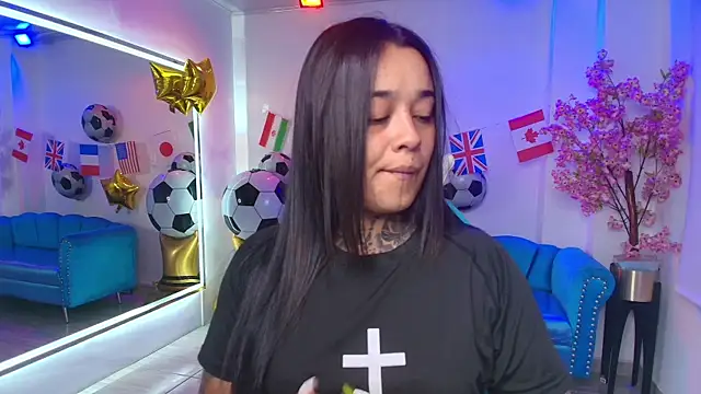 Black roseee online show from June 26, 3:41 am