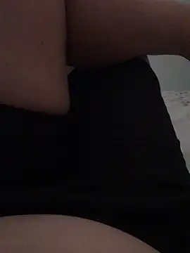 Snapshot of luzmelzinha chatting on September 23, 1:09 pm luzmelzinha online show from September 23, 1:09 pm