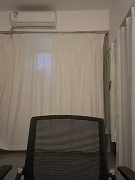 wly2028 online show from October 27, 12:22 pm