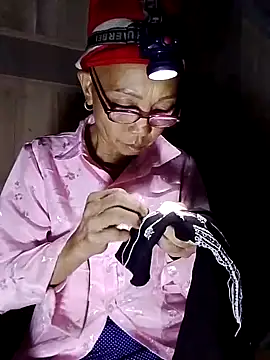 -Xuka-200 online show from October 24, 2:13 pm