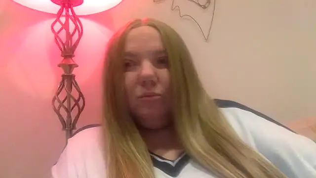 Dolaa11 online show from December 5, 7:41 am