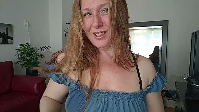 MazySunny online show from May 8, 7:33 am