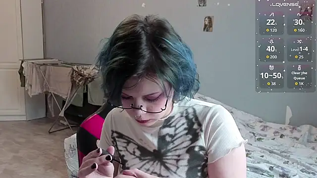 Alice Zev online show from November 8, 11:48 am