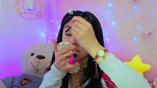 april bennett online show from February 18, 12:48 pm