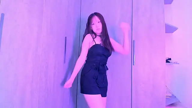 yanyaan online show from September 21, 5:17 am