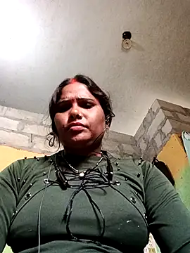 SweetKomal89 online show from October 28, 4:29 am