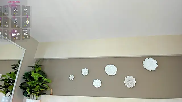 VictoriaShelby online show from March 8, 12:09 pm