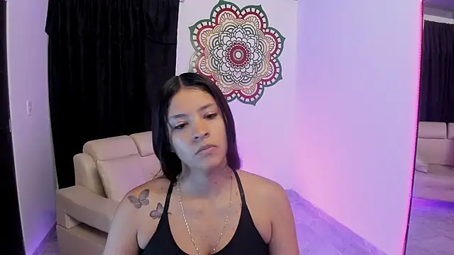 Candy fox 19 online show from March 25, 2:42 pm