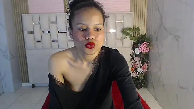 catalina5 s online show from April 11, 6:30 am