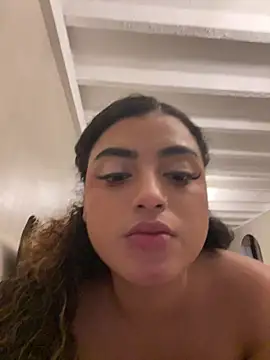 Salomeferreira  online show from November 14, 11:27 pm