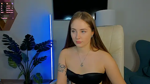 Sweet  Amily online show from October 10, 12:32 pm