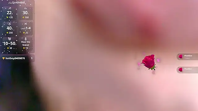 elinne hendrix  online show from April 6, 9:49 pm