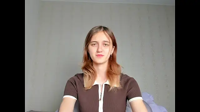 dreamy pollyyy online show from October 19, 7:27 pm