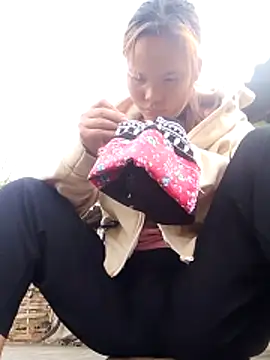 Huyen x online show from April 9, 12:35 am