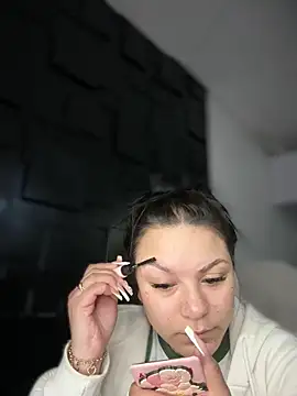 Snapshot of Megaan__More chatting on October 15, 2:14 am Megaan More online show from October 15, 2:14 am
