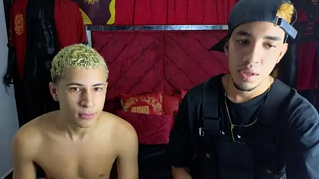 Latin straight0 online show from October 9, 4:16 am