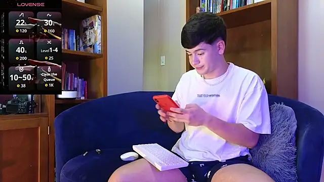 tightncuteass online show from May 24, 12:31 am