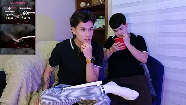 tightncuteass online show from May 31, 2:50 am