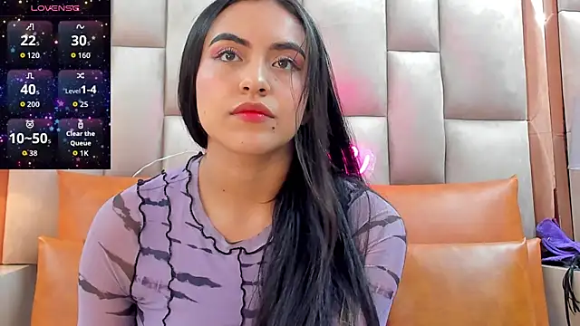 Leslie Bussh  online show from September 18, 9:24 pm