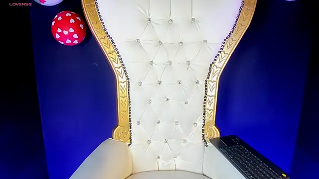 Bagiolett online show from March 31, 7:25 pm