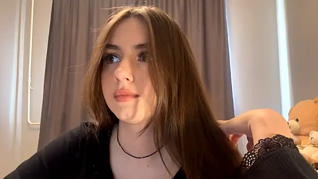 Snapshot of CatherinDream chatting on October 14, 2:36 am CatherinDream online show from October 14, 2:36 am