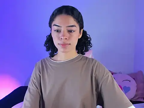 maddy parker   online show from November 21, 7:38 pm