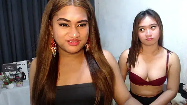 Elysia Fox online show from April 8, 6:26 am