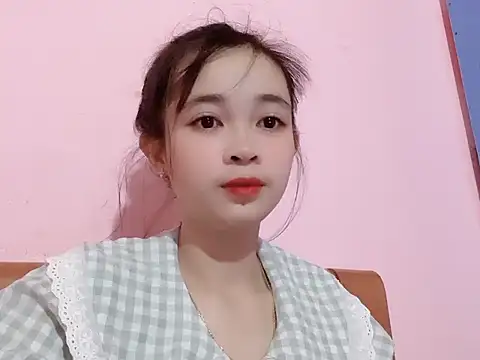 Snapshot of Suna7383 chatting on October 11, 6:10 pm Suna7383 online show from October 11, 6:10 pm