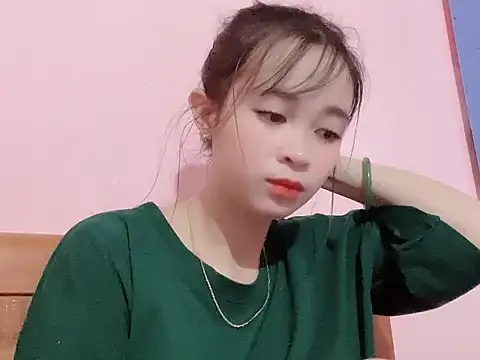 Snapshot of Suna7383 chatting on October 12, 6:21 pm Suna7383 online show from October 12, 6:21 pm