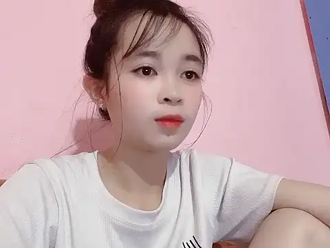 Snapshot of Suna7383 chatting on October 1, 6:02 pm Suna7383 online show from October 1, 6:02 pm