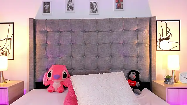 Linda Fosterr online show from September 12, 2:23 am