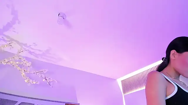 Isa Rouse   online show from November 27, 3:31 am