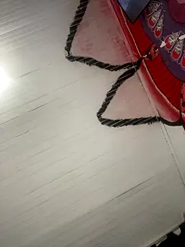 Emma  Fox  online show from November 29, 1:42 am