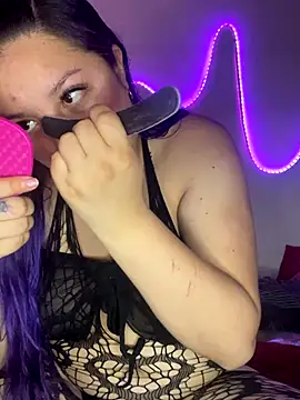 Emma  Fox  online show from November 19, 5:13 pm