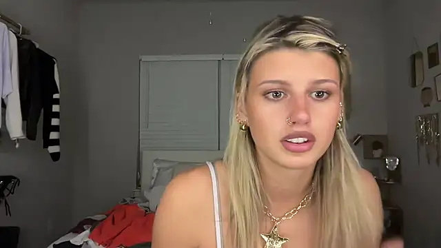 AnnGrayson online show from October 21, 11:31 pm