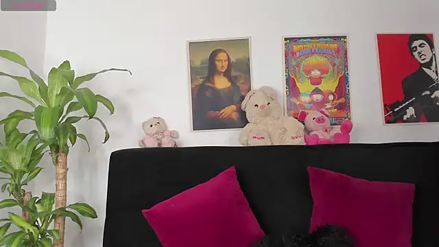 Snapshot of lily_rose26 chatting on September 21, 11:47 pm lily rose26 online show from September 21, 11:47 pm