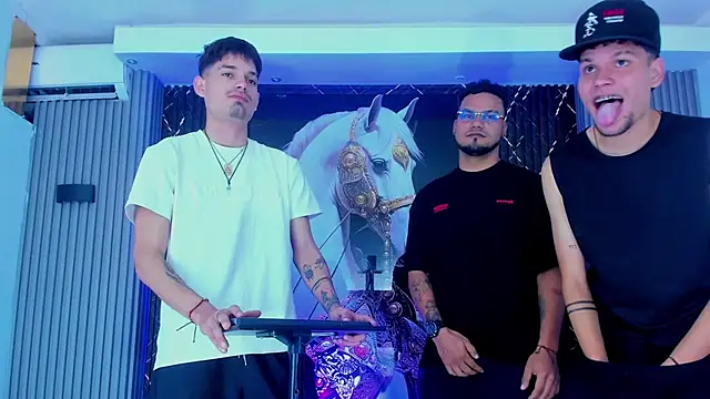 Iam Steven online show from November 29, 11:58 am