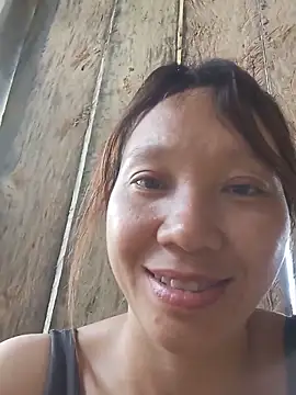 bonnie-00 online show from June 5, 9:15 am