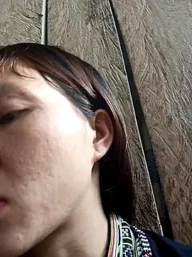 bonnie-00 online show from October 8, 8:40 am