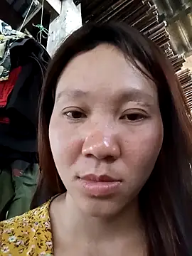 bonnie-00 online show from April 22, 6:43 am