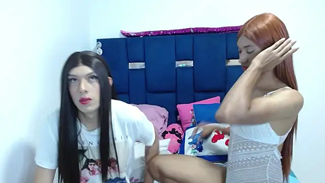 PinkLuna LolaBloom online show from January 8, 12:58 am